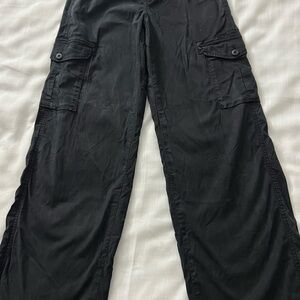 American Eagle Women's Dark Cargo Pants